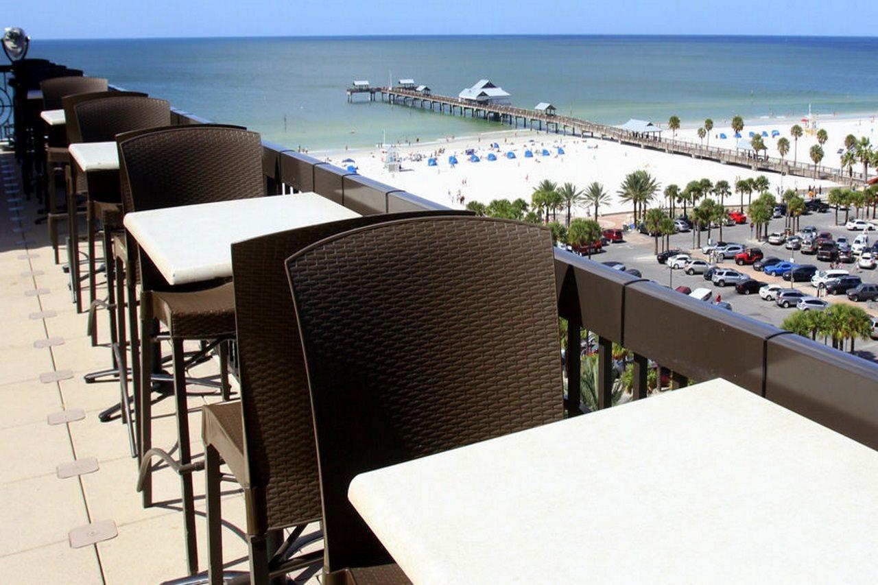 فندق شاطئ كليرووترفي  فندق بير هاوس 60 كليرووتر بيتش مارينا المظهر الخارجي الصورة
